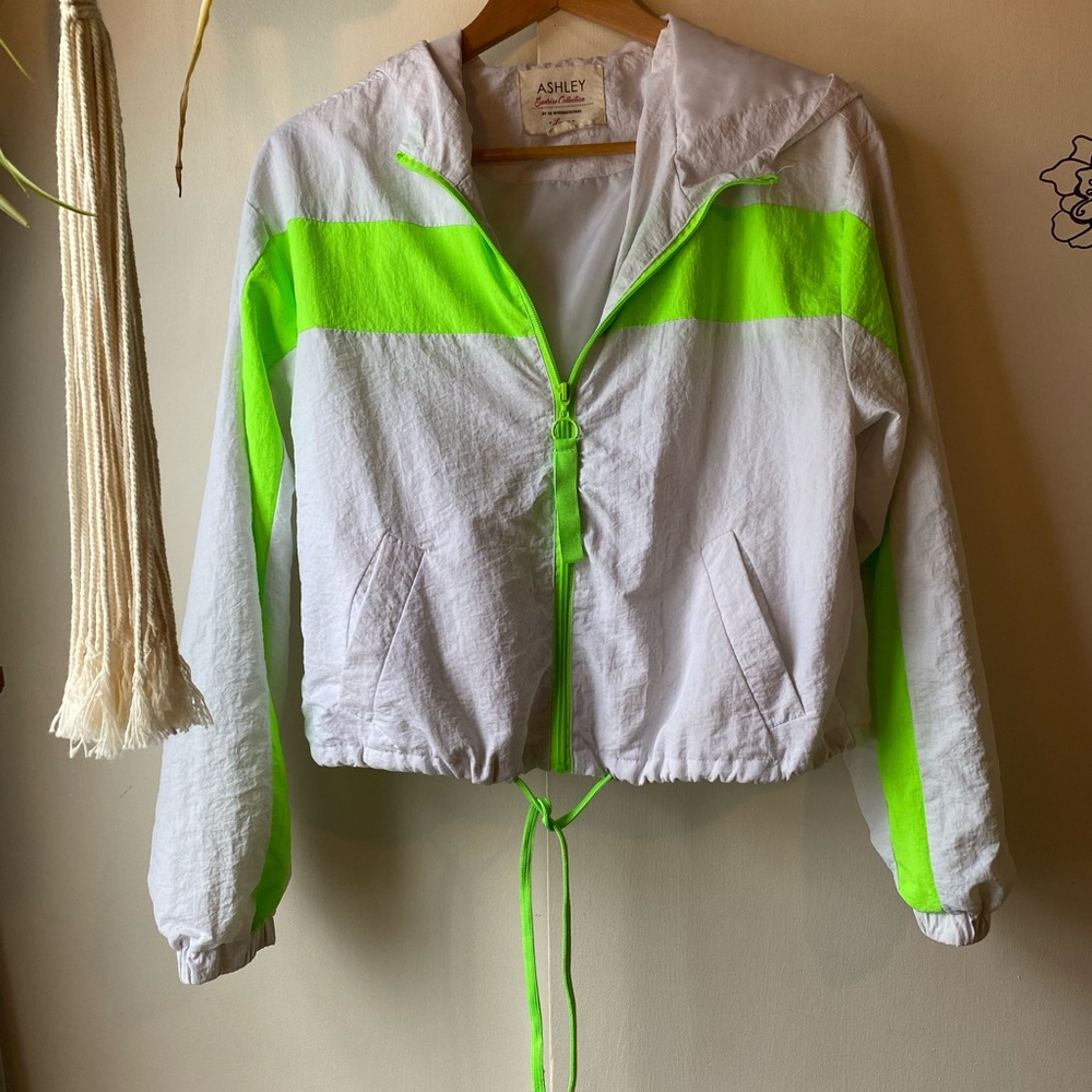 Ashley Sunrise Collection Large Lime Green Wind Breaker White Cute Womens